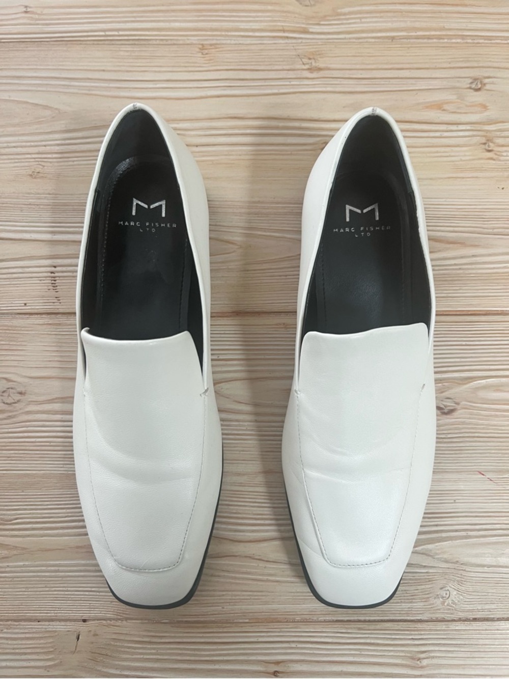 Marc Fisher LTD White Leather Loafers – Minimal Slip-On Flats Size 8